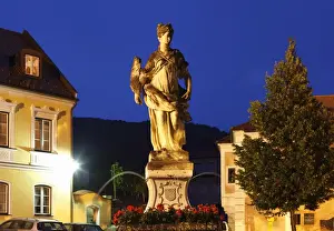 Statuary Prints: Fountain at Church Square, Spitz an der Donau