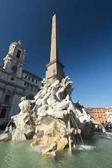 Images Dated 5th December 2016: Fountain of the Four Rivers, Piazza Navona, Rome