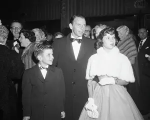 Frank Sinatra W/Daughter & Son