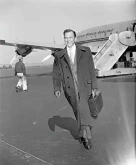 Frank Sinatra Walking From Airplane