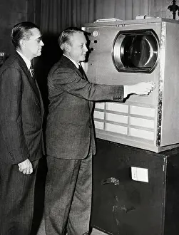 Displaying Prints: Frank Stanton Shows Tv To Fcc Chair Coy