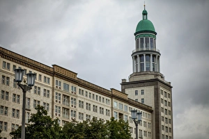 Urban Road Gallery: Frankfurter Tor