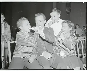 Ice Cream Prints: Frankie Ryff and Friends Eating Ice Cream Sandwiches
