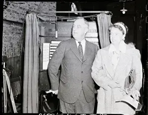 Disabled Prints: Franklin and Eleanor Roosevelt Waistup