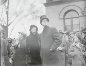 Northampton Prints: Franklin Roosevelt Arriving with Wife and Son