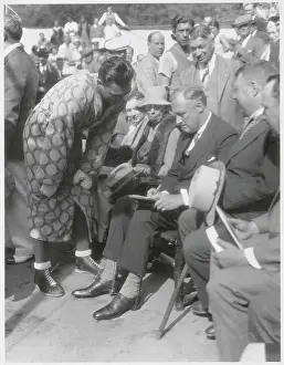 Admiration Prints: Franklin Roosevelt Signing an Autograph