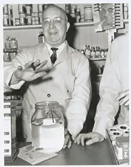 Worm Prints: Fred Fienup Holding Leech
