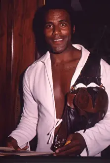 2 12 16 Williamson Prints: Fred Williamson Attends An Event