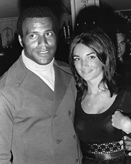 2 12 16 Williamson Prints: Fred Williamson At An Event