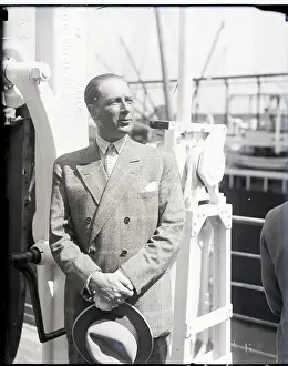 Frederick Murrau Arrives in New York