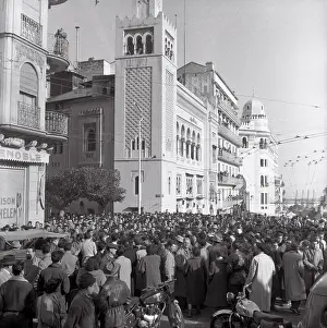 Algiers Prints: French in Algiers Demonstrating