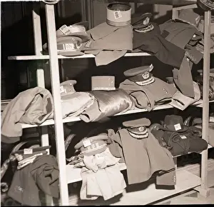 Alliance Prints: French Military Uniforms on Shelves