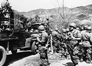 Algeria Prints: French Troops Capturing Rebels