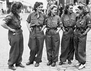Brittany Prints: French Women with Allied Forces