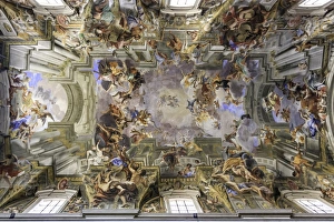 Images Dated 15th September 2011: Frescoed ceiling of a cathedral in Rome