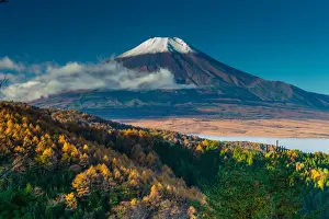 Yamanashi Prefecture Prints: Fuji and Clear autumn sky