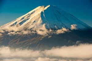 Images Dated 16th October 2014: Fuji shining in the morning sun