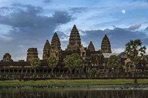 Angkor, South-East Asia Gallery: Fullmoon at Angkor Wat