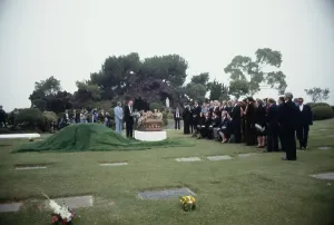Huty33371 Prints: Funeral Of Bing Crosby