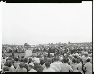 Execution Prints: Funeral of Julius and Ethel Rosenberg