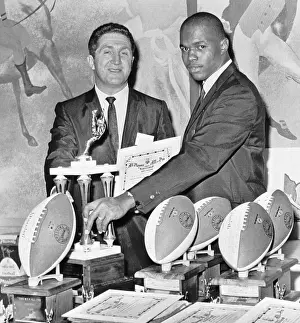 Gale Sayers and Murray Olderman at the NEA Awards