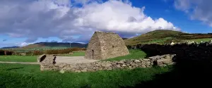 Gallarus Oratory, Dingle Peninsula, Co Kerry, Ireland