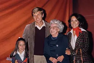 Huty34839 Prints: Gary Collins & Mary Ann Mobley