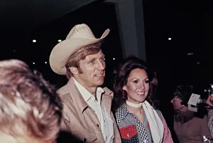 Huty34839 Prints: Gary Collins & Mary Ann Mobley