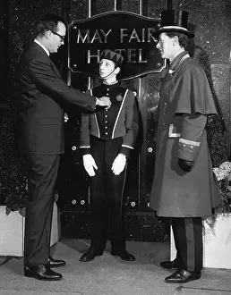 Gatty Okayin Pageboy's Uniform
