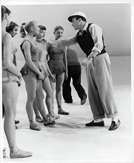 Lac0025 Prints: Gene Kelly In The Invitation To The Dance