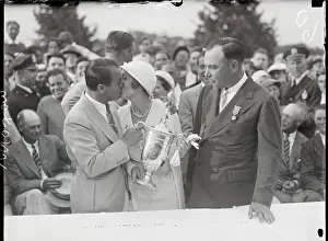 Flushing Prints: Gene Sarazen and Wife Accepting Trophy from H. M. Ramsey