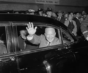 General Eisenhower Campaigning