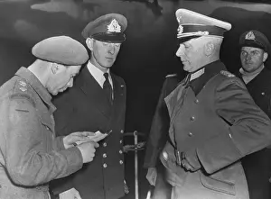 Displaying Prints: General Heine Showing Identification