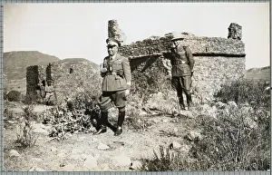Binoculars Prints: General/Other Soldier Stands W/Binocular