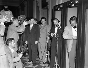 Telephone Booth Prints: General Scene at the White House Press Room