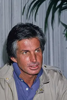 Huty35669 Prints: George Hamilton, American Actor