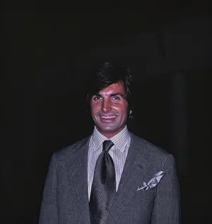 Huty35671 Prints: George Hamilton, American Actor