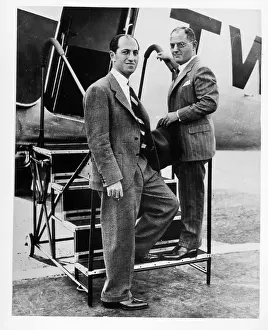 George & Ira Gershwin Leave For Hollywood