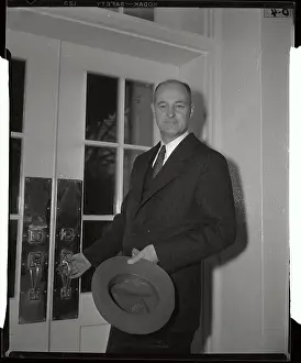 Kennan Prints: George Kennan Pausing at Door