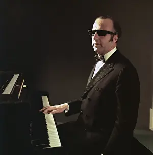 94174688gs Prints: George Shearing