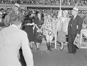Jockey Prints: George Woolf with Colleagues
