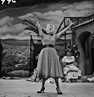 Georgia Gibbs Performing