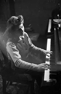 Pianist Prints: Geraldine Peppin