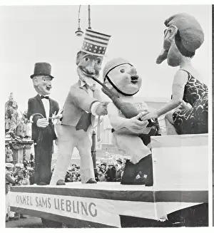 Dusseldorf Prints: German Parade Float