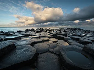 Environment Gallery: Giants Causeway basalt columns with Atlantic Ocean in the distance