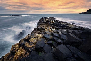 Images Dated 6th September 2015: The Giants Causeway, Bushmills, County Antrim, Northern Ireland