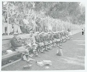 Sideline Prints: Giants on Sidelines During Game
