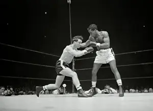 Gil Turner Fighting Vic Cardell