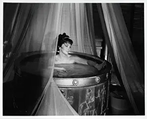 Lac0027 Prints: Gina Lollobrigida In Solomon And Sheba