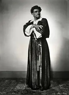 Giovanni Martinelli as Othello